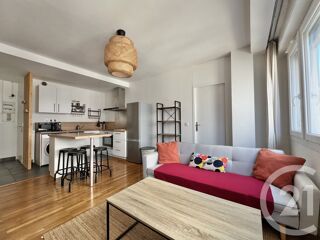 Appartement à louer 4 pièces 64 m²