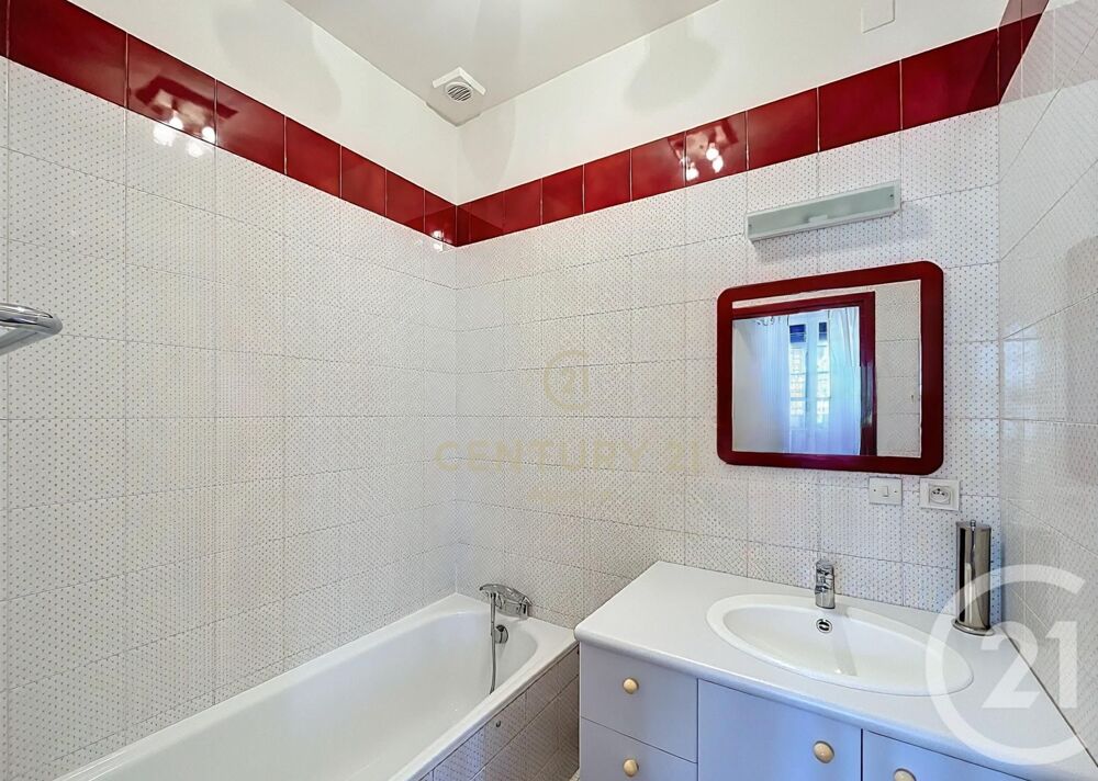 à vendre  Maison La Madeleine (59110)