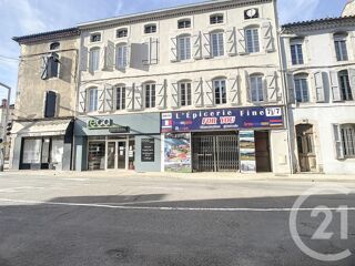  Immeuble à vendre 1230 m²