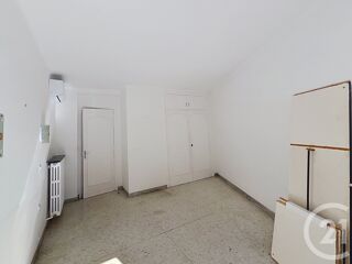  Appartement à louer 4 pièces 85 m²