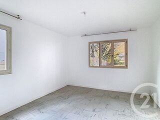  Appartement à louer 2 pièces 47 m²