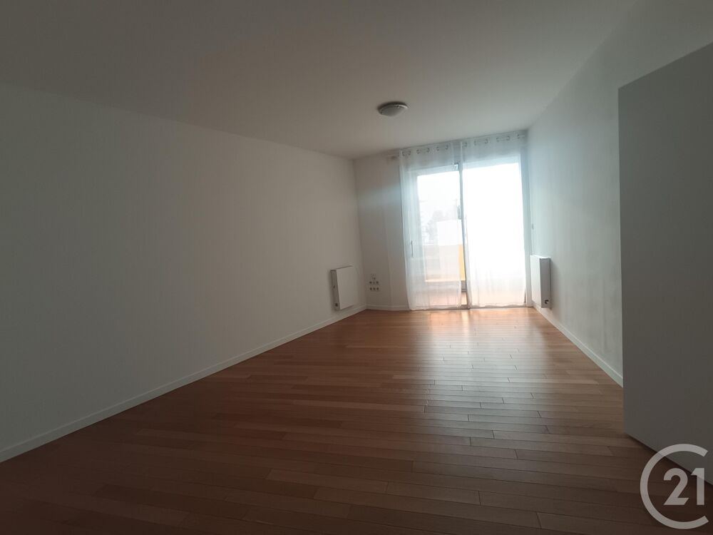 location Appartement - 2 pièce(s) - 82 m² Calais (62100)