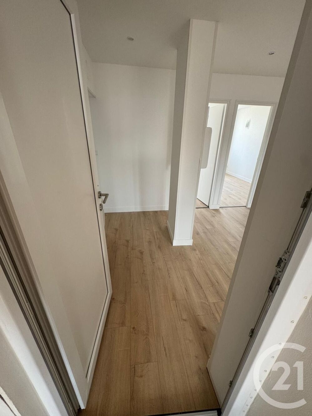 location Appartement - 4 pièce(s) - 61 m² Égreville (77620)