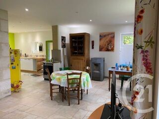  Maison  vendre 3 pices 251 m