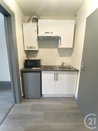  Appartement à louer 1 pièce 25 m²