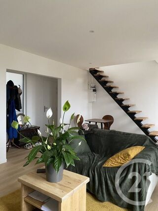  Appartement à louer 3 pièces 71 m²