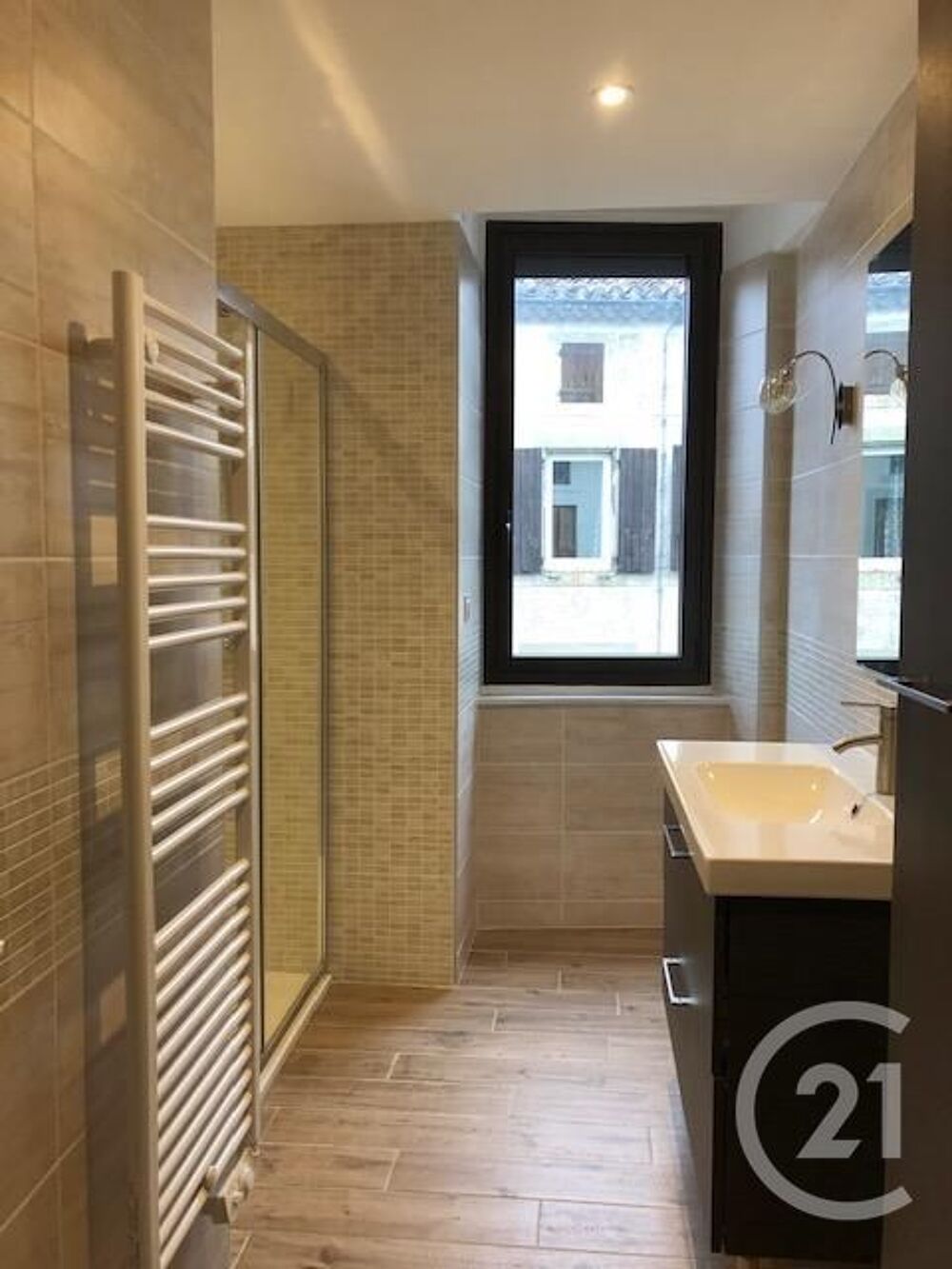 location Maison - 4 pièce(s) - 90 m² Pezens (11170)