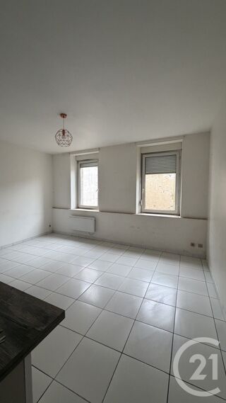  Appartement à louer 3 pièces 53 m²