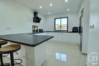  Maison � vendre 5 pi�ces 140 m�