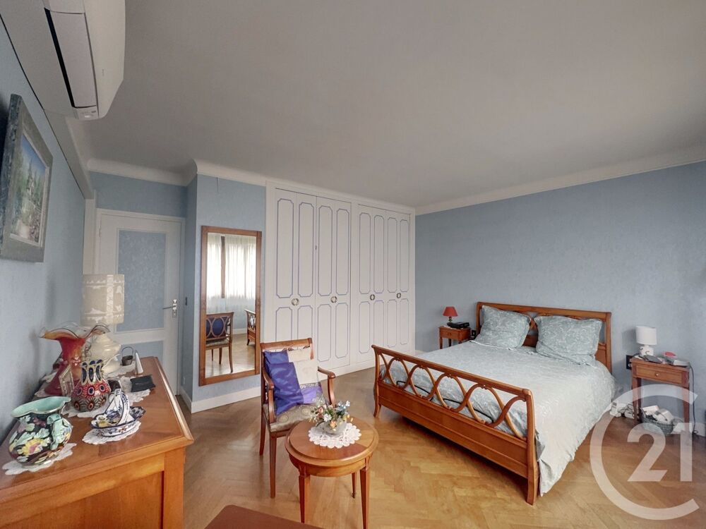 vente Maison - 5 pièce(s) - 265 m² Le Blanc-Mesnil (93150)