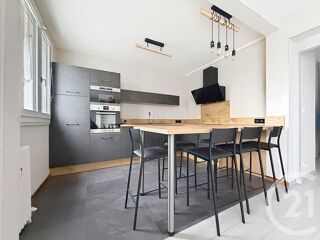 location Appartement - 3 pièce(s) - 68 m² Luxeuil-les-Bains (70300)