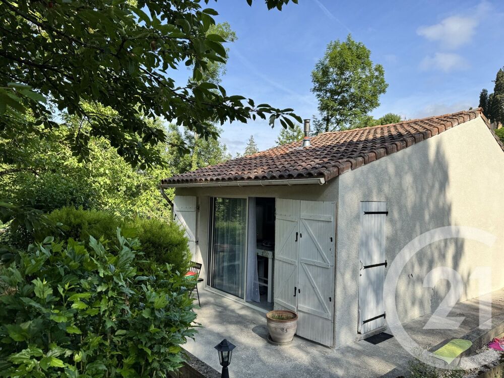 Charmante maison de plainpied à Belesta, offrant 34m² ha....