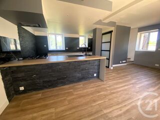  Appartement à louer 4 pièces 68 m²