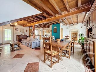  Maison  vendre 7 pices 213 m