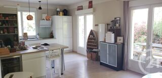  Maison � vendre 7 pi�ces 215 m�