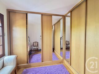  Maison  vendre 6 pices 181 m