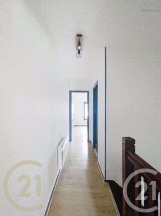  Appartement à louer 3 pièces 55 m²