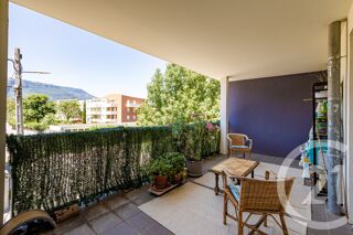  Appartement à vendre 5 pièces 147 m²