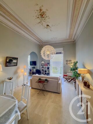  Appartement à louer 3 pièces 64 m²