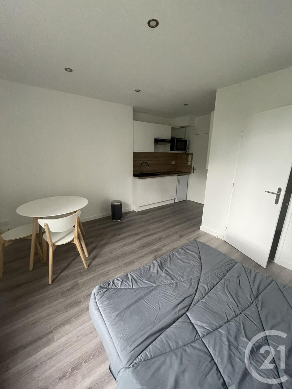 location Appartement - 1 pièce(s) - 21 m² Pamiers (09100)