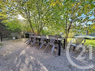  Immeuble � vendre 297 m�