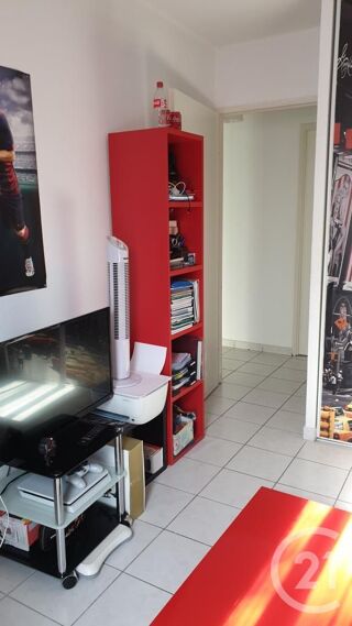  Appartement à louer 3 pièces 61 m²