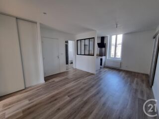  Appartement à louer 3 pièces 62 m²