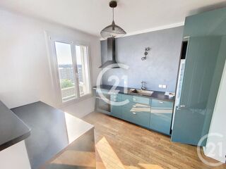  Appartement à louer 3 pièces 80 m²