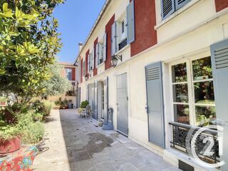  Maison à vendre 10 pièces 267 m²