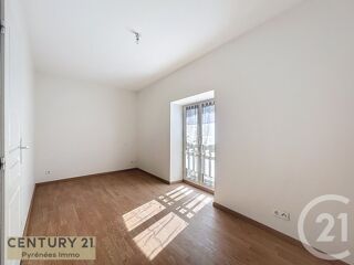  Appartement à louer 3 pièces 61 m²