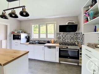  Maison à vendre 5 pièces 213 m²