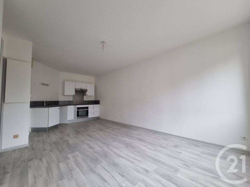 CENTURY21 CHAPRAIS IMMOBILIER vous propose ce charmant a....
