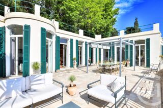  Maison  vendre 7 pices 302 m