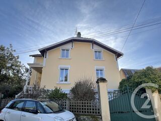  Maison � vendre 10 pi�ces 236 m�