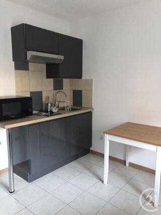  Appartement à louer 1 pièce 17 m²