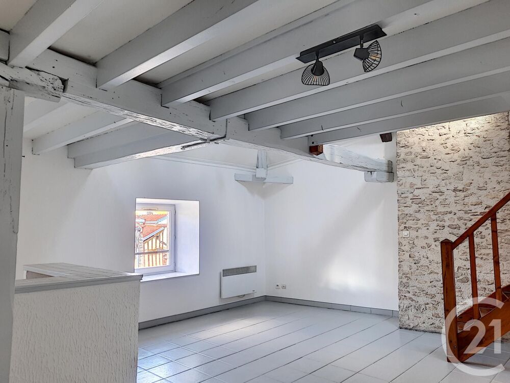 location Appartement - 3 pièce(s) - 65 m² Bar-sur-Aube (10200)