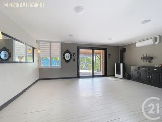  Maison � vendre 4 pi�ces 185 m�