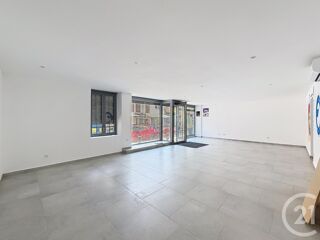  Appartement à louer 2 pièces 68 m²
