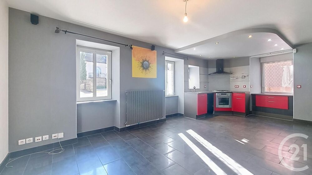 À vendre : Maison de village aux portes de Vesoul Un vé....