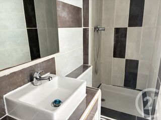  Appartement à louer 2 pièces 31 m²
