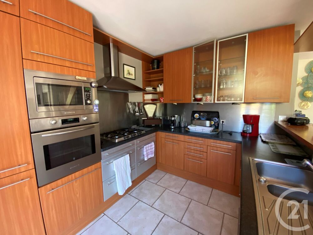 Rare à la vente, Courseulles sur Mer, cette belle maison....