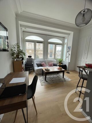  Appartement à louer 1 pièce 30 m²