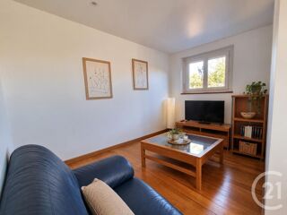  Appartement à louer 2 pièces 32 m²