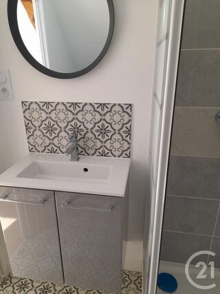  Appartement à louer 1 pièce 19 m²