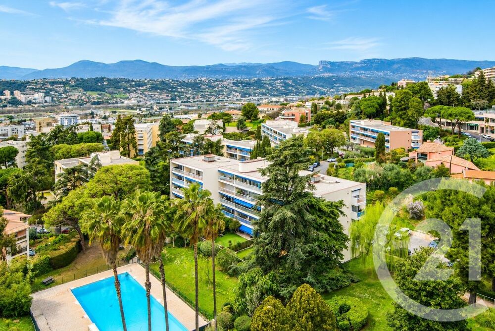 vente Appartement - 4 pièce(s) - 81 m² Nice (06200)