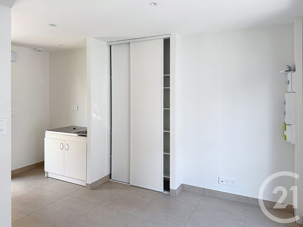 location Appartement - 2 pièce(s) - 30 m² Sixt-sur-Aff (35550)