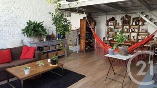  Appartement à louer 4 pièces 123 m²