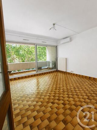  Appartement à louer 2 pièces 50 m²