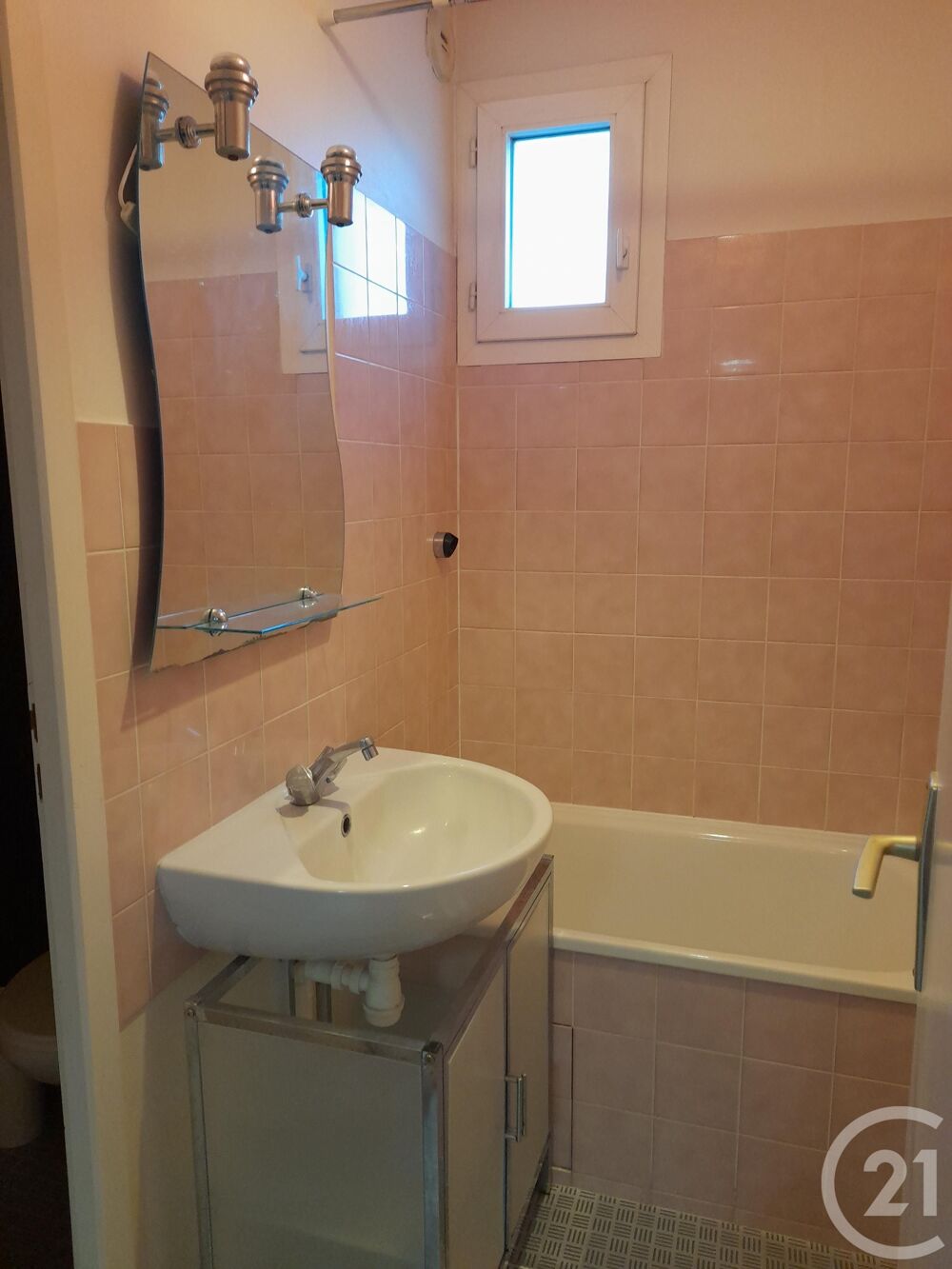 location Appartement - 2 pièce(s) - 31 m² Joué-lès-Tours (37300)