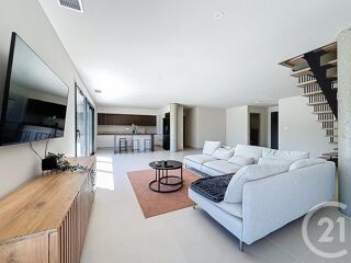 Maison à vendre 6 pièces 228 m²